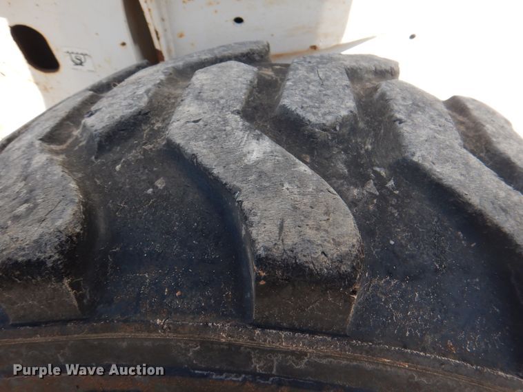 image for item DJ0273 2012 Bobcat S770  skid steer loader