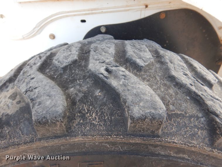 image for item DJ0273 2012 Bobcat S770  skid steer loader