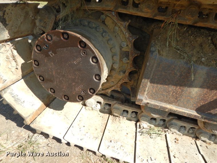 image for item DJ4405 2005 John Deere 200C LC  excavator