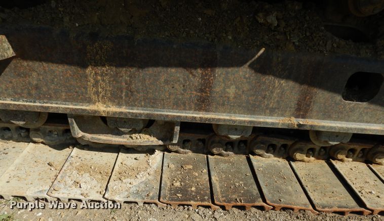 image for item DJ4405 2005 John Deere 200C LC  excavator