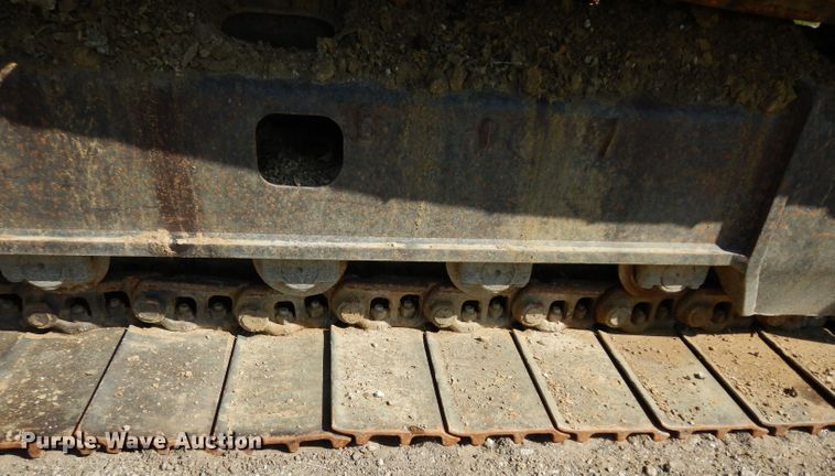 image for item DJ4405 2005 John Deere 200C LC  excavator