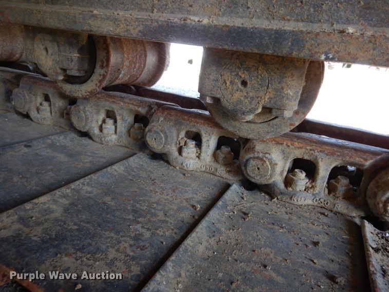 image for item DJ4405 2005 John Deere 200C LC  excavator