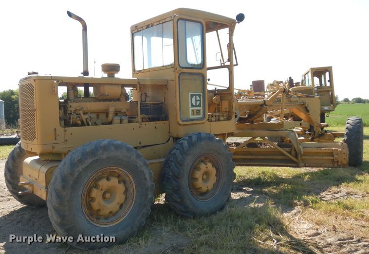 image for item DJ4406 1962 Caterpillar 12E  rigid frame motor grader