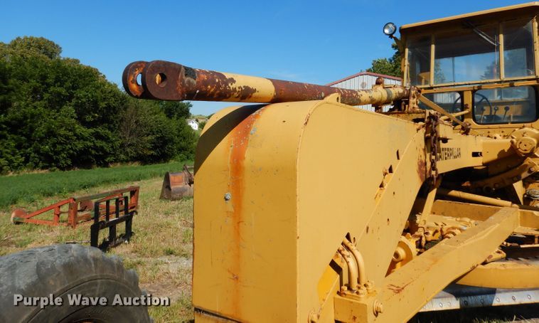 image for item DJ4406 1962 Caterpillar 12E  rigid frame motor grader