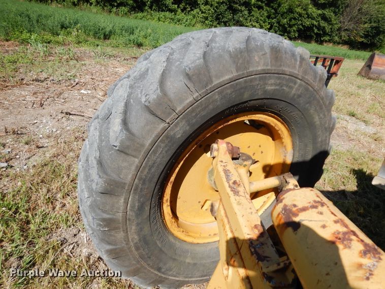 image for item DJ4406 1962 Caterpillar 12E  rigid frame motor grader