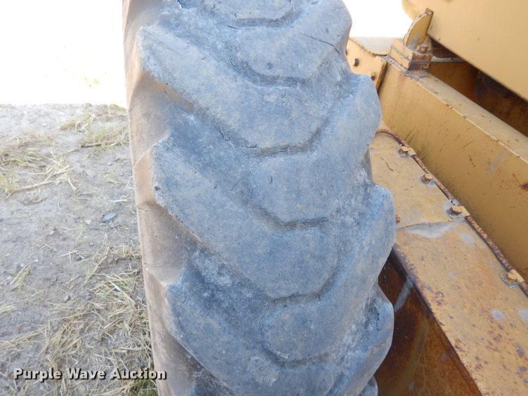 image for item DJ4406 1962 Caterpillar 12E  rigid frame motor grader