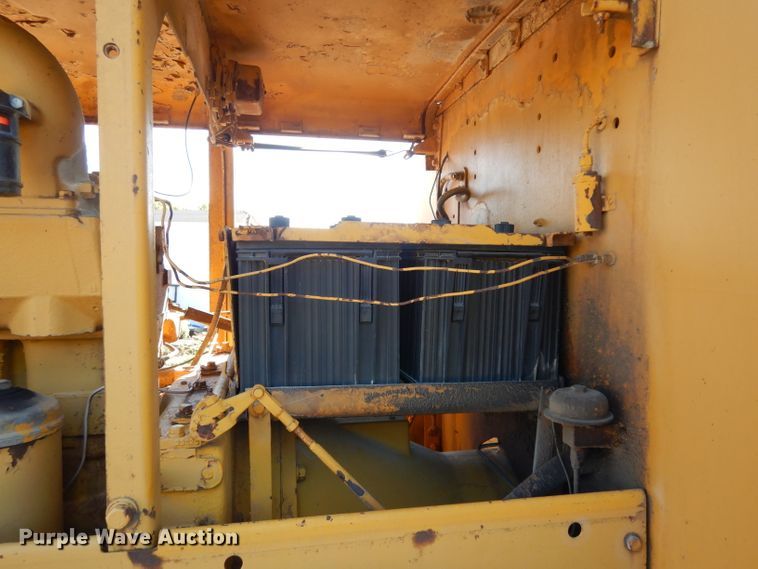 image for item DJ4406 1962 Caterpillar 12E  rigid frame motor grader