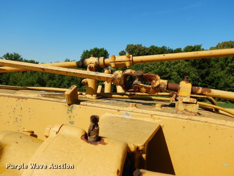 image for item DJ4406 1962 Caterpillar 12E  rigid frame motor grader