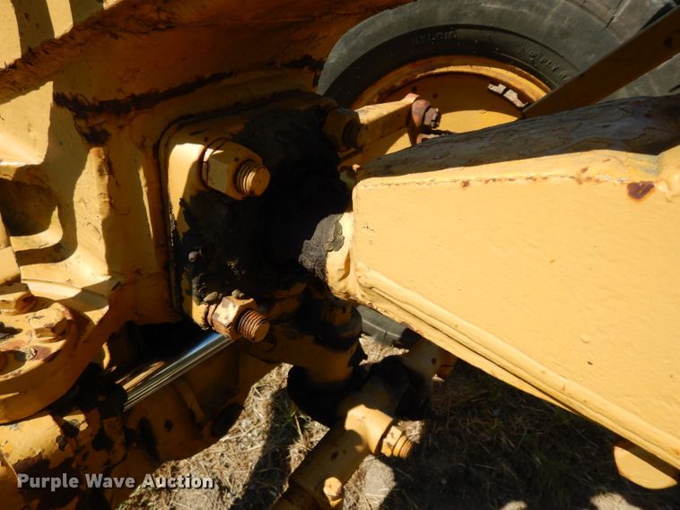 image for item DJ4406 1962 Caterpillar 12E  rigid frame motor grader