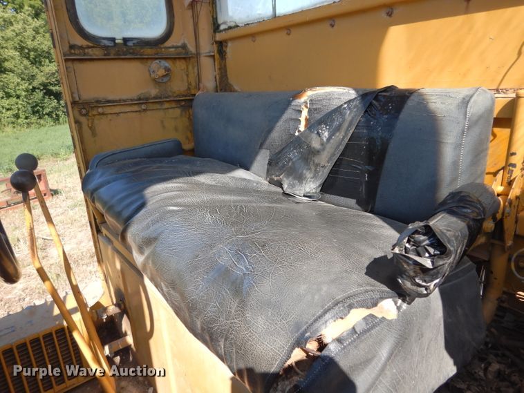 image for item DJ4406 1962 Caterpillar 12E  rigid frame motor grader