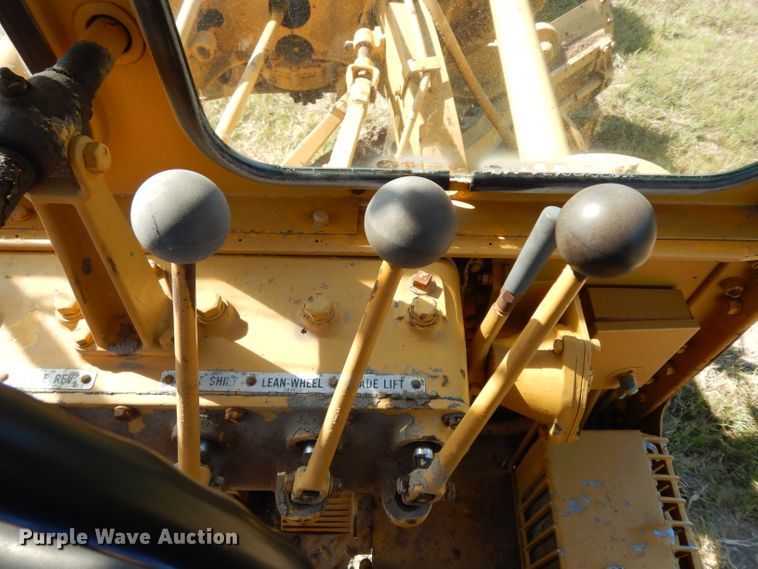 image for item DJ4406 1962 Caterpillar 12E  rigid frame motor grader