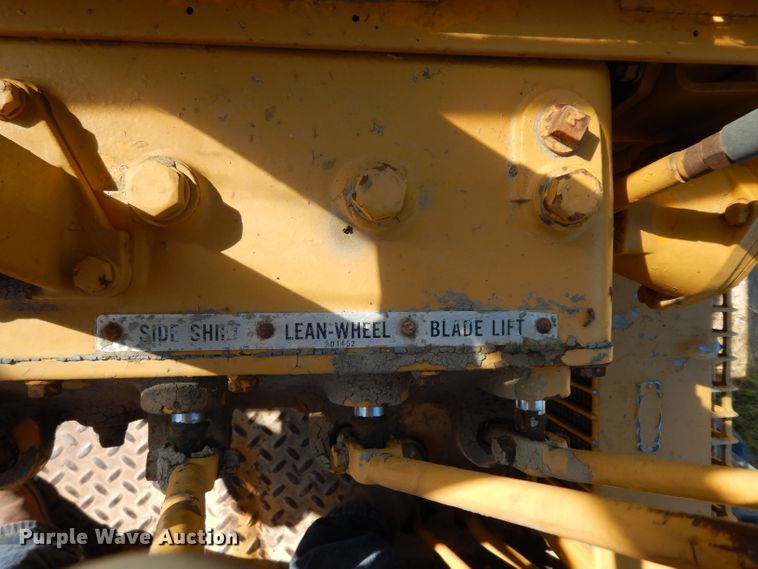 image for item DJ4406 1962 Caterpillar 12E  rigid frame motor grader