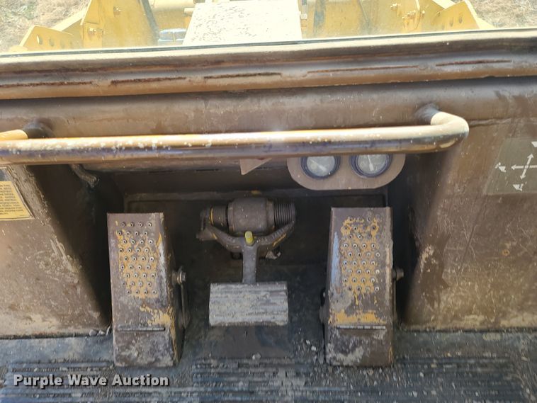 image for item DJ4415 1988 Caterpillar 953  track loader