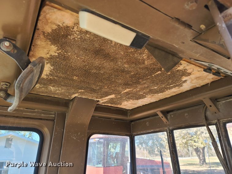 image for item DJ4415 1988 Caterpillar 953  track loader