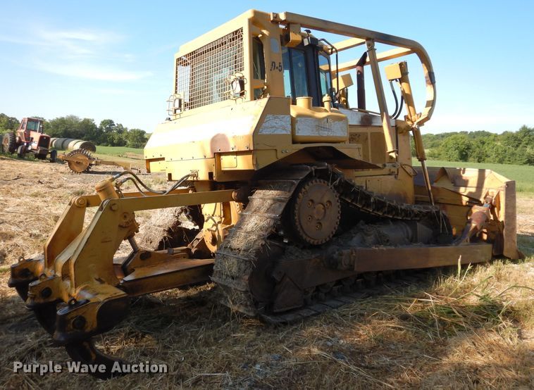 image for item DJ4421 1997 Caterpillar D6R  dozer
