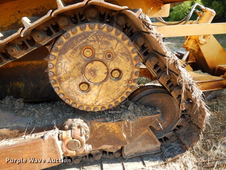 image for item DJ4421 1997 Caterpillar D6R  dozer