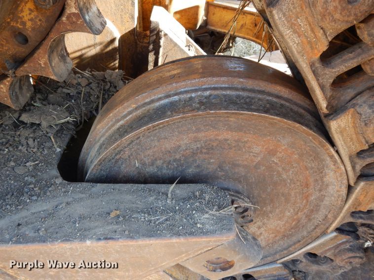 image for item DJ4421 1997 Caterpillar D6R  dozer