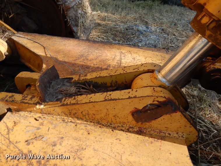 image for item DJ4421 1997 Caterpillar D6R  dozer