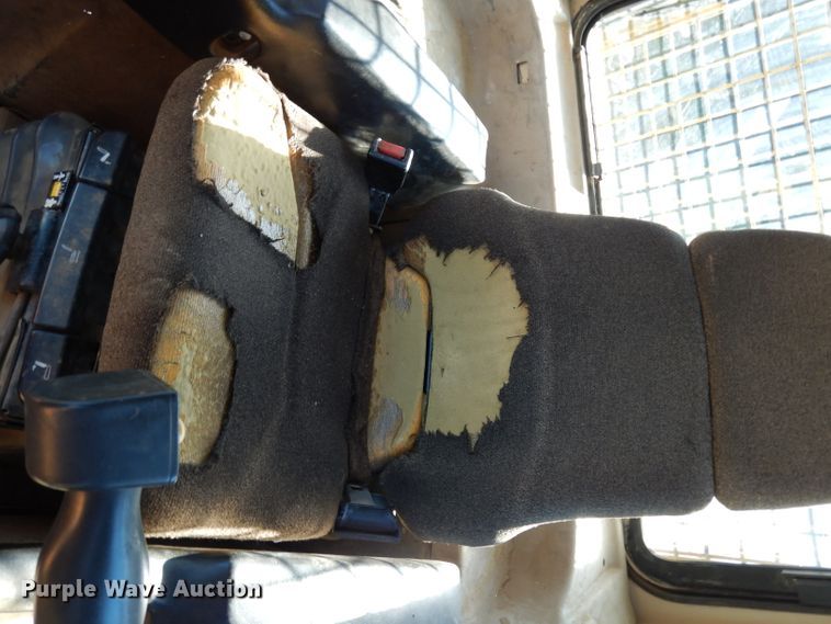 image for item DJ4421 1997 Caterpillar D6R  dozer