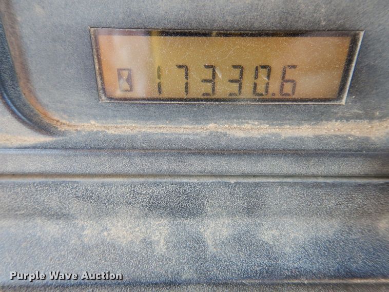 image for item DJ4421 1997 Caterpillar D6R  dozer