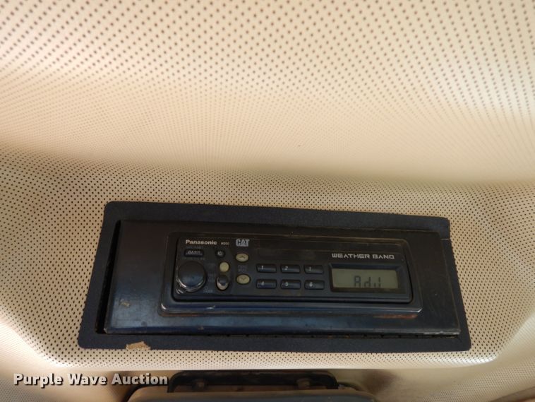 image for item DJ4421 1997 Caterpillar D6R  dozer