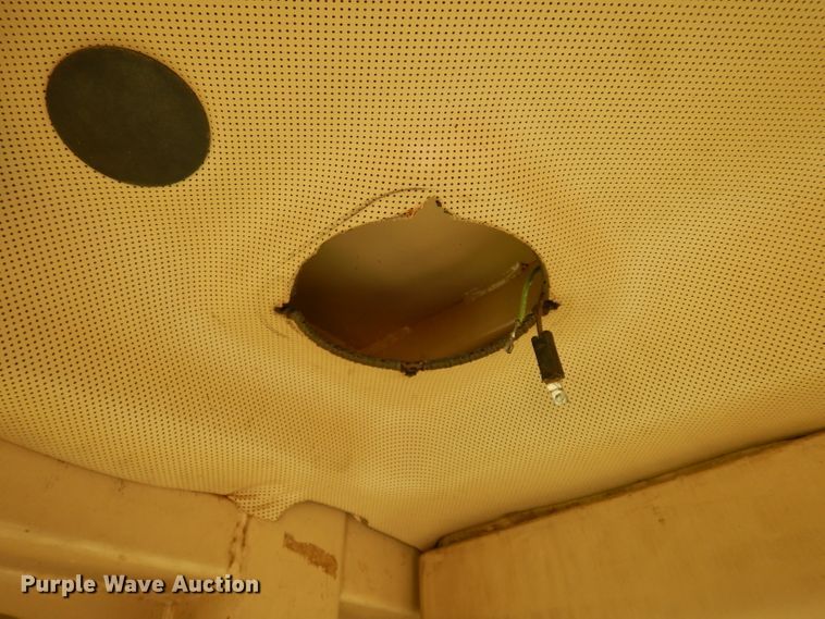 image for item DJ4421 1997 Caterpillar D6R  dozer