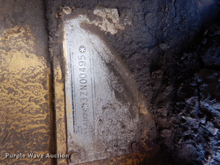 image for item DJ4421 1997 Caterpillar D6R  dozer