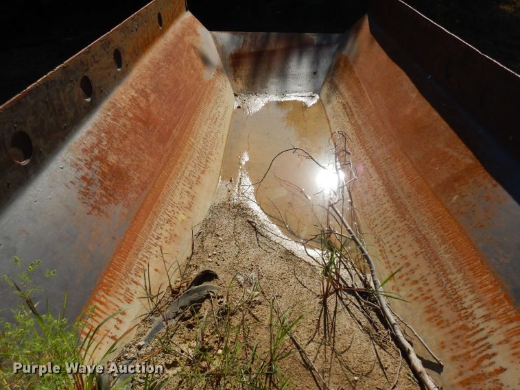 image for item DJ4422 1997 Caterpillar D250E  haul truck