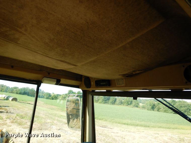 image for item DJ4422 1997 Caterpillar D250E  haul truck