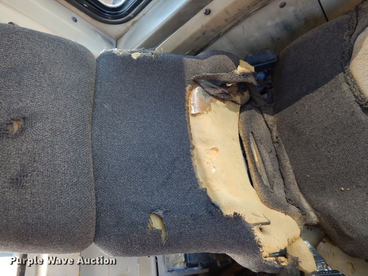 image for item DJ4422 1997 Caterpillar D250E  haul truck