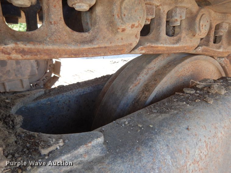 image for item DJ4424 1992 John Deere 690E LC  excavator