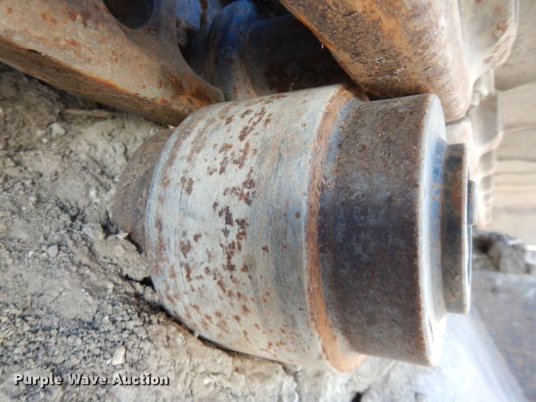 image for item DJ4424 1992 John Deere 690E LC  excavator