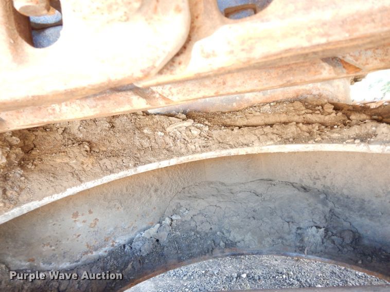 image for item DJ4424 1992 John Deere 690E LC  excavator