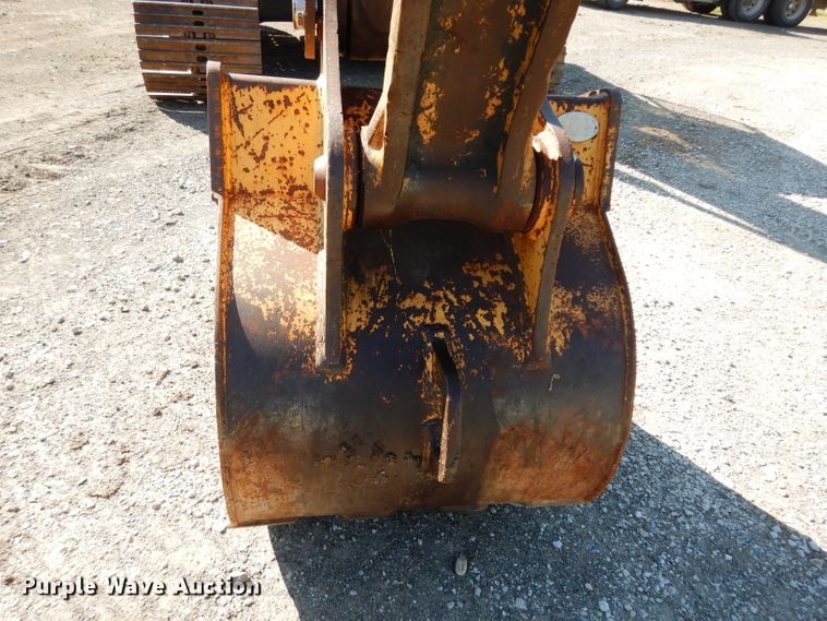 image for item DJ4424 1992 John Deere 690E LC  excavator