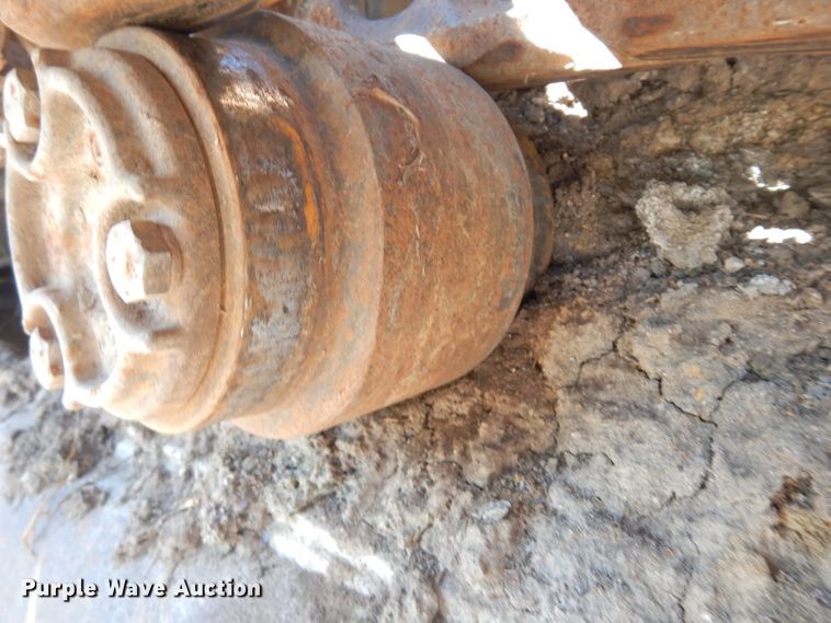 image for item DJ4424 1992 John Deere 690E LC  excavator