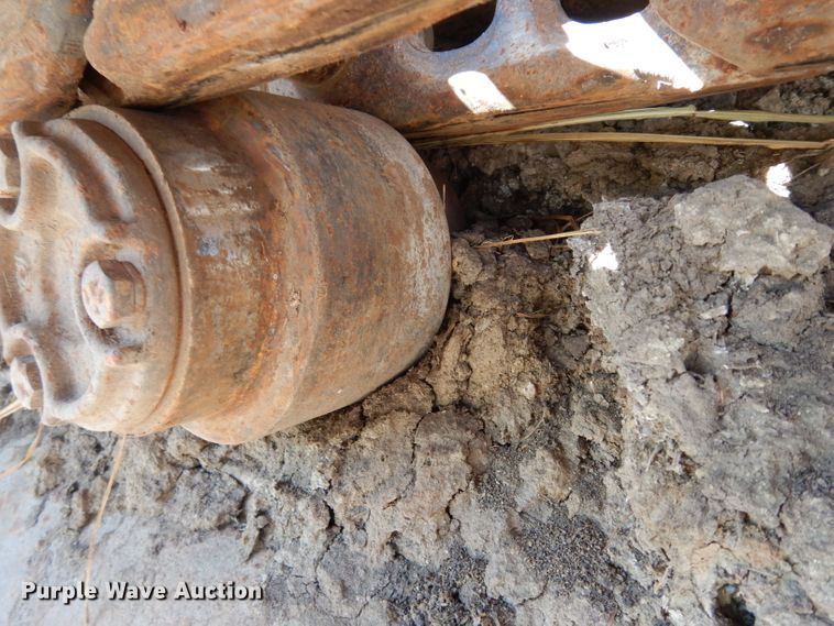 image for item DJ4424 1992 John Deere 690E LC  excavator