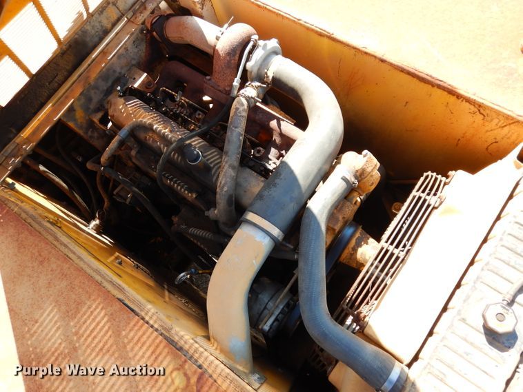 image for item DJ4424 1992 John Deere 690E LC  excavator