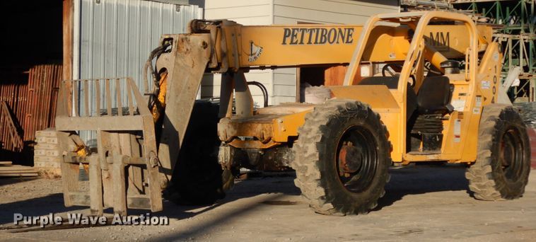 image for item DJ5773 2002 Pettibone 10044  telehandler