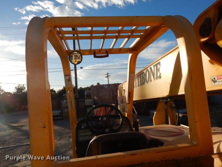 image for item DJ5773 2002 Pettibone 10044  telehandler