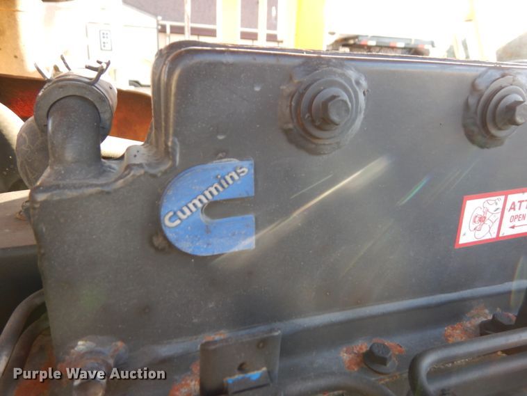 image for item DJ5773 2002 Pettibone 10044  telehandler