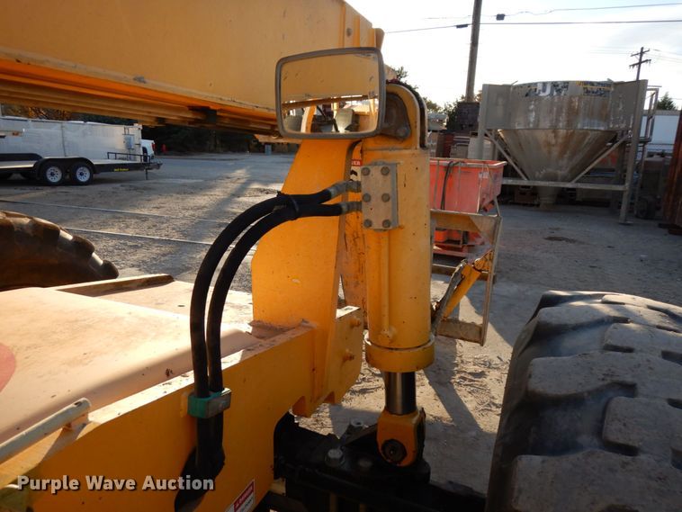 image for item DJ5773 2002 Pettibone 10044  telehandler