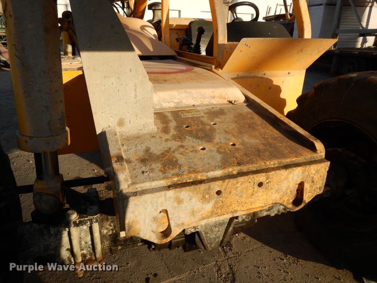 image for item DJ5773 2002 Pettibone 10044  telehandler