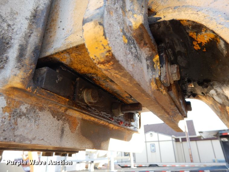 image for item DJ5773 2002 Pettibone 10044  telehandler