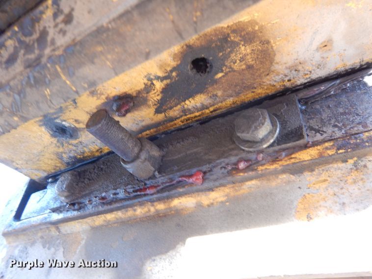 image for item DJ5773 2002 Pettibone 10044  telehandler