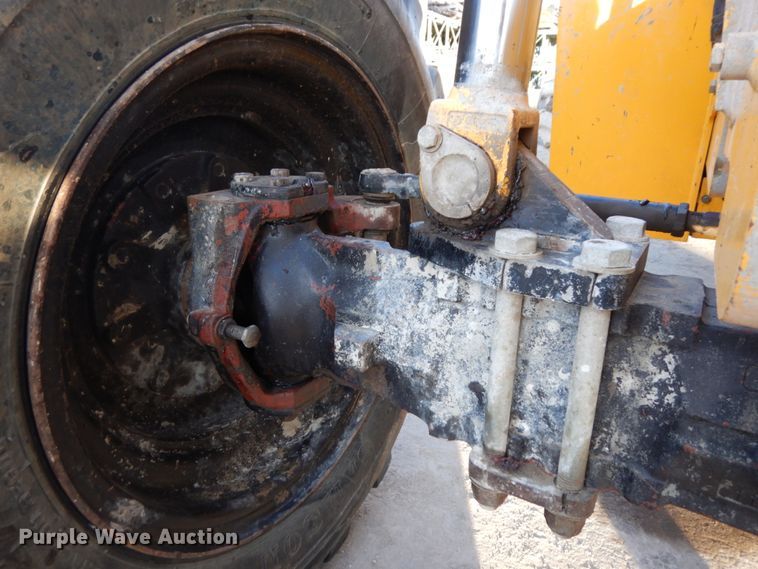 image for item DJ5773 2002 Pettibone 10044  telehandler