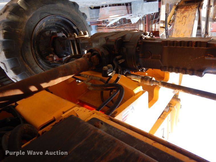 image for item DJ5773 2002 Pettibone 10044  telehandler