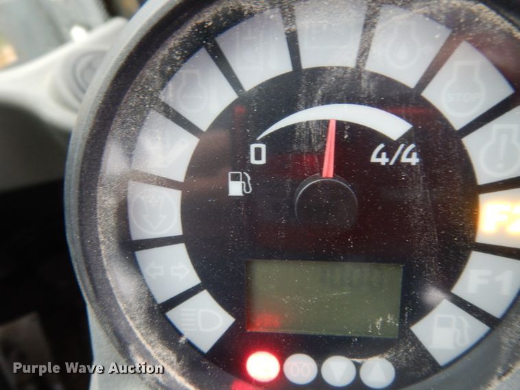 image for item DJ6663 2018 John Deere 204L  wheel loader