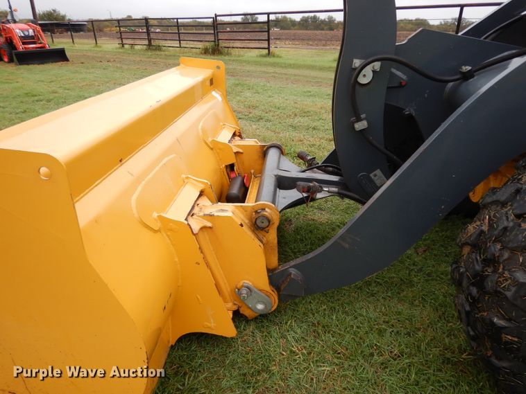 image for item DJ6663 2018 John Deere 204L  wheel loader