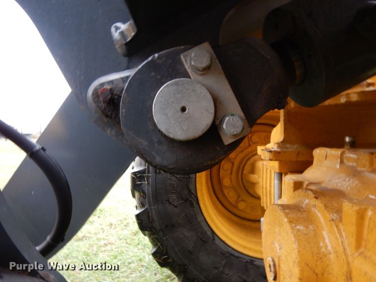 image for item DJ6663 2018 John Deere 204L  wheel loader