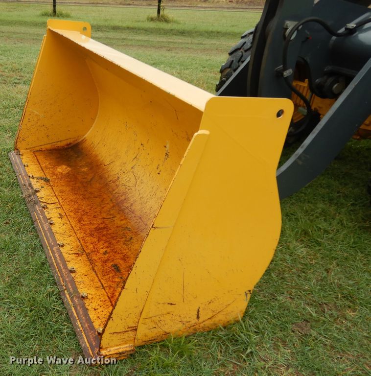 image for item DJ6663 2018 John Deere 204L  wheel loader